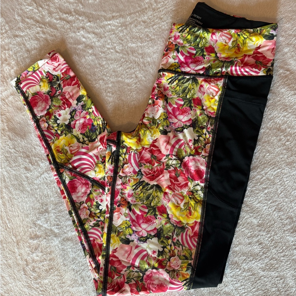 Victoria's Secret MARY KATRANTZOU Floral/Butterfly and Black Leggings LIKE NEW